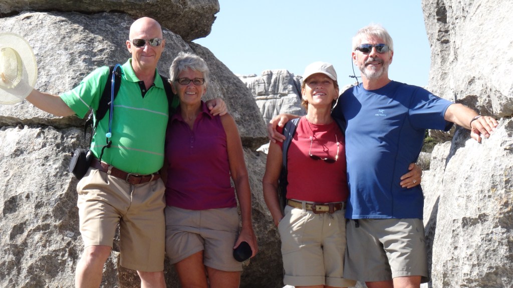 Avec Raymond et Louisette au Parc Naturel du El Torcal, paysage de roches karstiques formé par l'érosion du vent et effet corrosif de la pluie