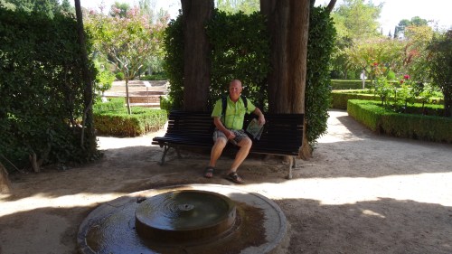 Les jardins paisibles et ombragés de l'Alhambra