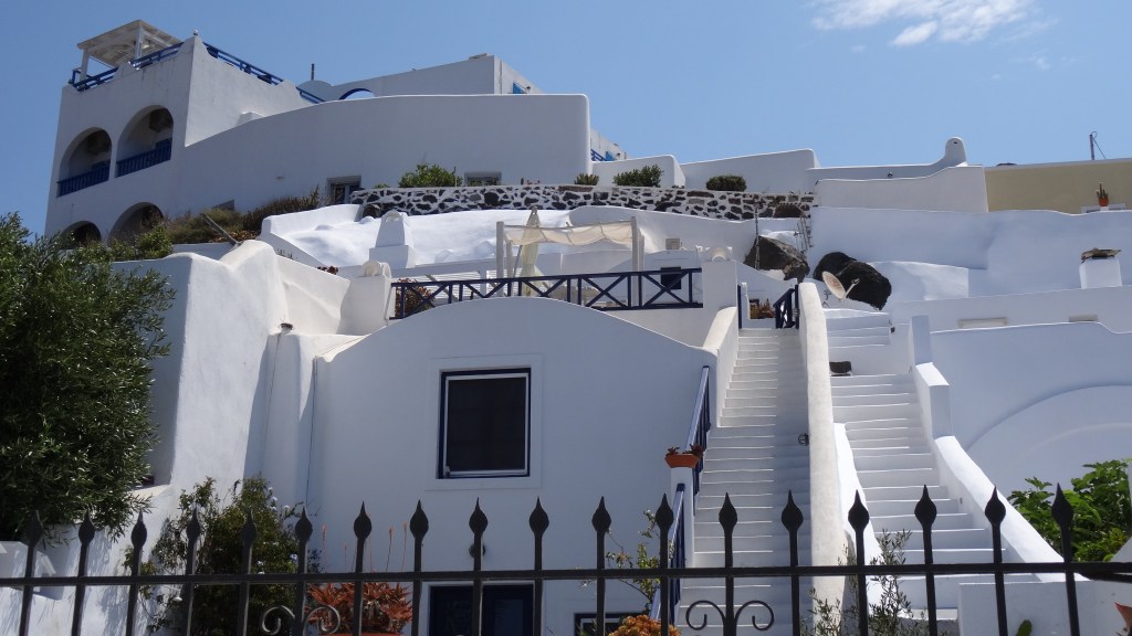 Notre studio, situé tout au haut de la falaise, sur la gauche
