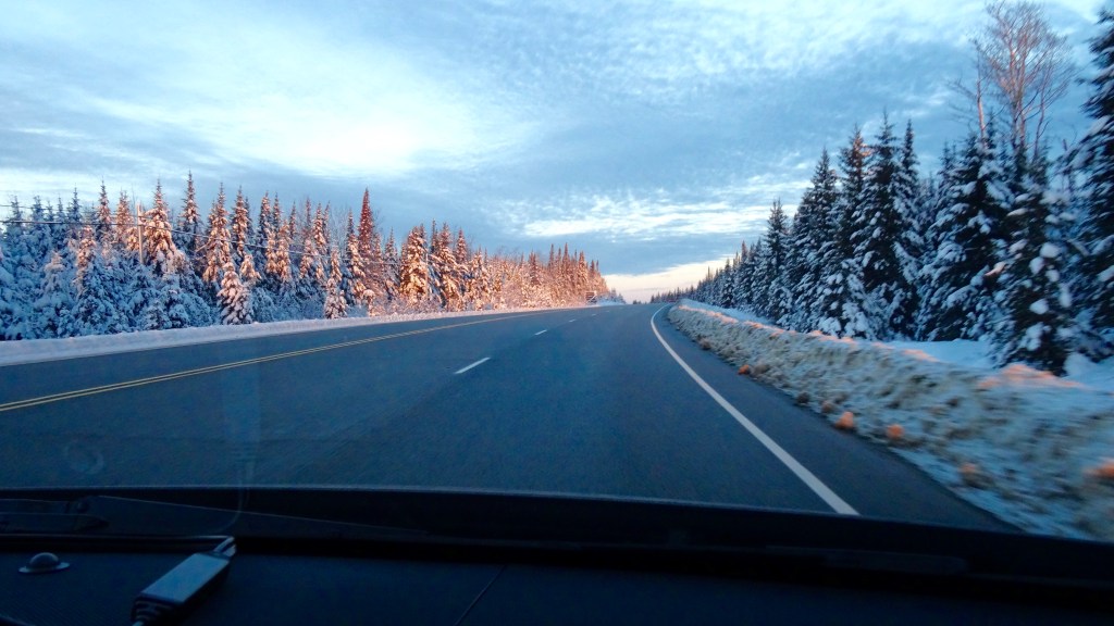 Un matin tôt dans le nord de l'Ontario, près du Lac Supérieur
